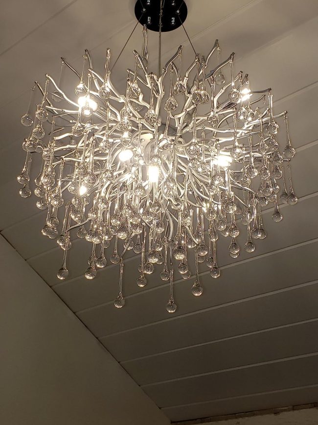 Tree Branch Clear Teardrop-shaped Crystal Chandelier for Living Room - Image 6