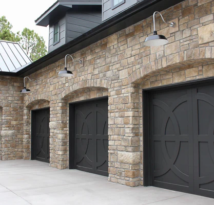 Adelante – Modern Style Custom Wood Garage Door