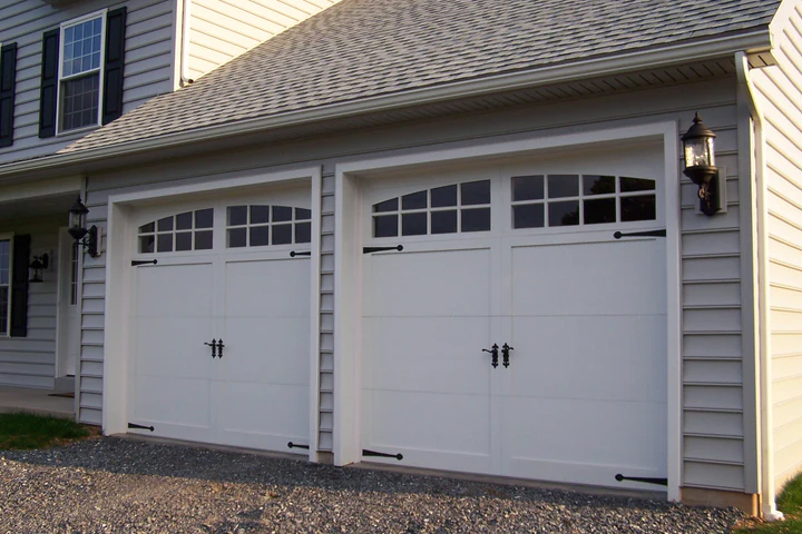 Malibu – Craftsman Style Custom Wood Garage Door